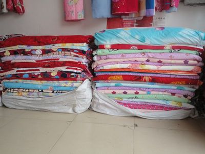 廠家直銷(xiāo)植物羊絨殘布匹與食品批發(fā) 低價(jià)優(yōu)質(zhì)，滿足多元需求